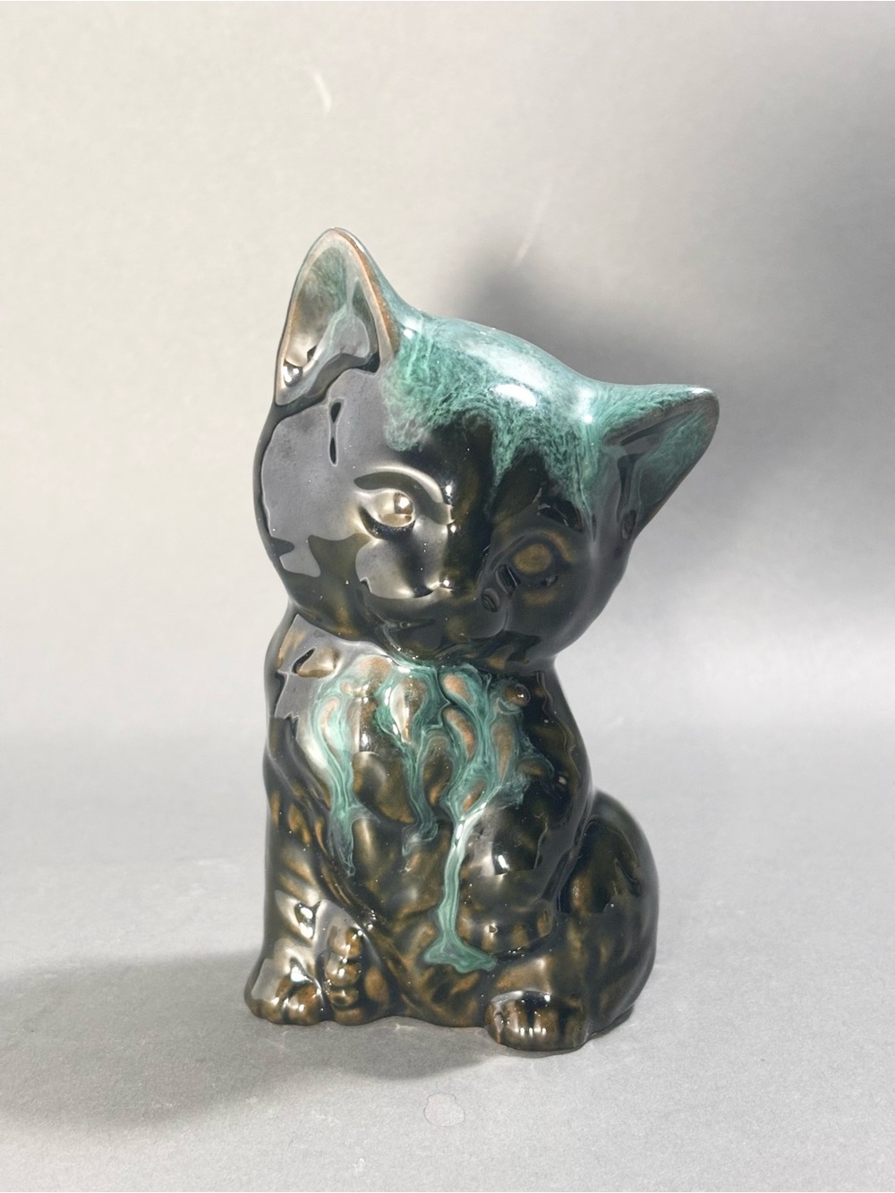 Vintage Blue Mountain Pottery Style Ceramic Cat Figurine in Green and Brown